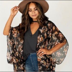 New NWT Joyfolie avalon duster kimono black floral womens one size